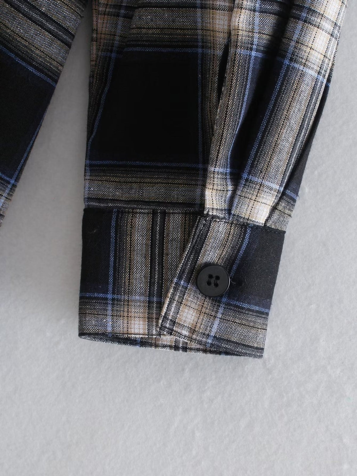 Single Breasted Contrast Color Shirts